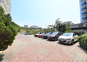 Меблированная квартира 2+1 с видом на море и горы