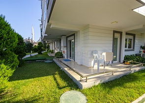 Двухкомнатная квартира с мебелью в элитном проекте в Коньяалты