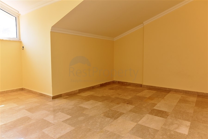 Пентхаус 3+1 в районе Оба