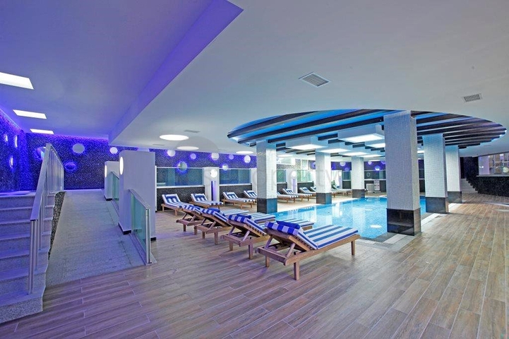 Двухуровневый пентхаус в Оба