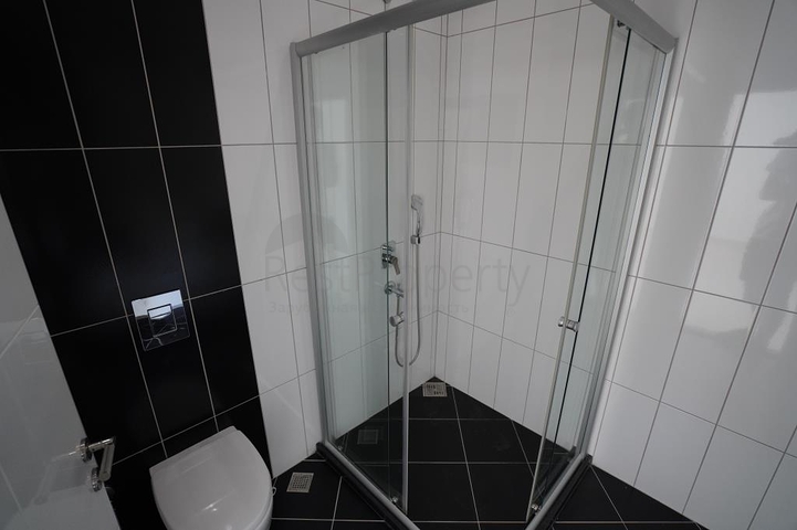 Двухуровневый пентхаус в Оба