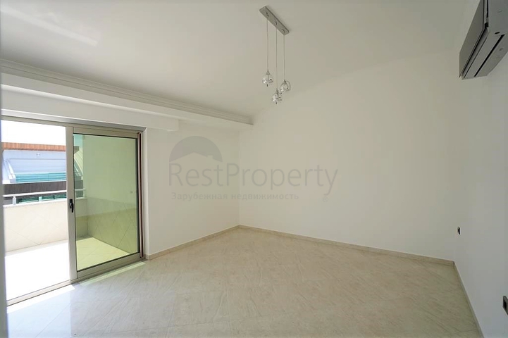 Двухуровневый пентхаус в Оба