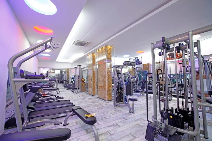 Двухуровневый пентхаус в Оба