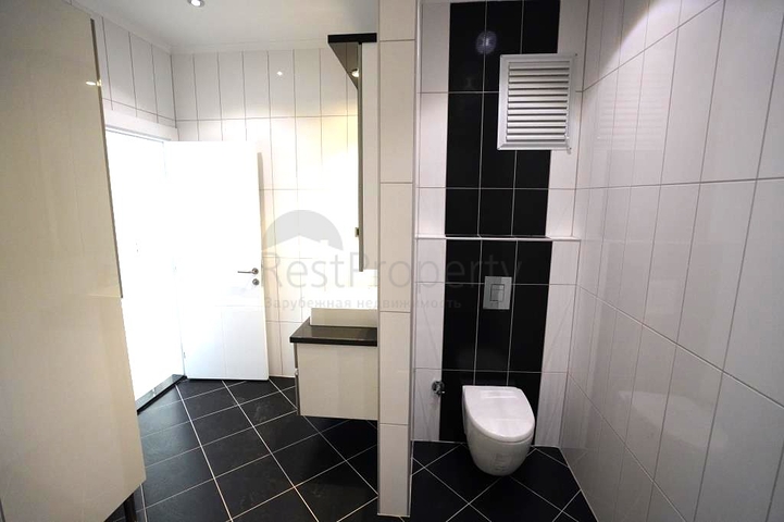 Двухуровневый пентхаус в Оба