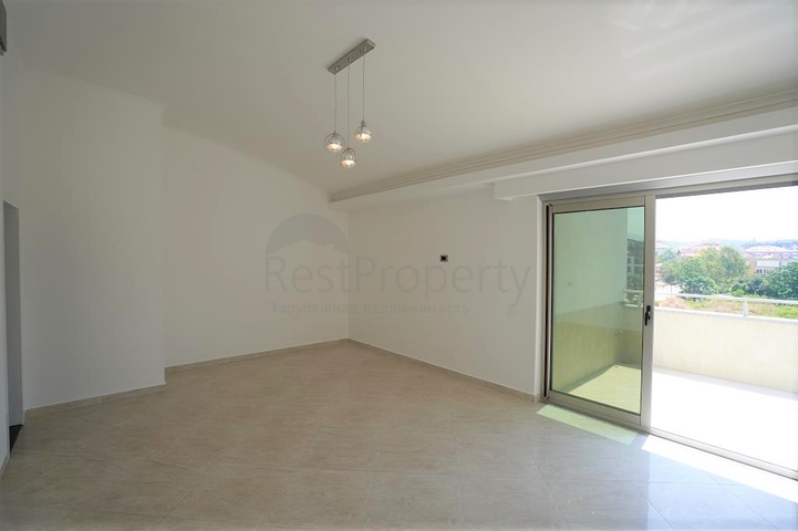 Двухуровневый пентхаус в Оба