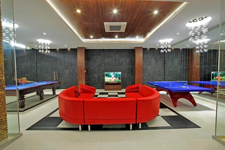 Двухуровневый пентхаус в Оба