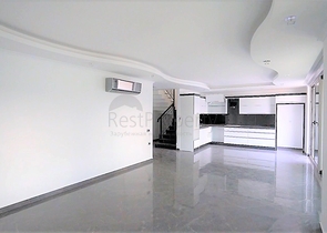 Двухуровневый пентхаус в Оба