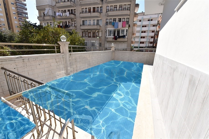 Новая квартира 2+1 с отдельной кухней в районе Махмутлар 