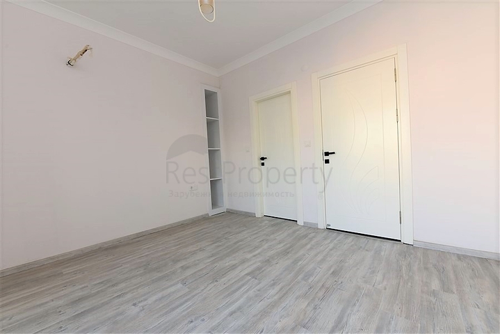 Новая квартира 2+1 с отдельной кухней в районе Махмутлар 