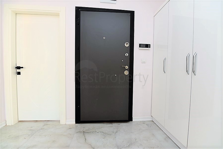 Новая квартира 2+1 с отдельной кухней в районе Махмутлар 