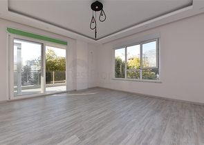 Новая квартира 2+1 с отдельной кухней в районе Махмутлар 