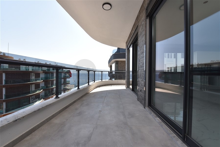 Пентхаус в Оба на первой береговой линии