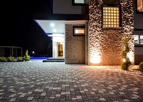 Трехэтажная вилла планировкой 3+1 в районе Каргыджак города Алания