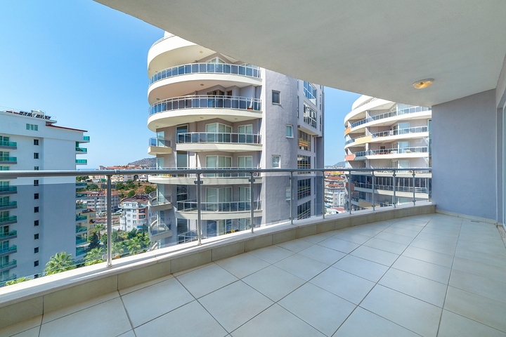 Двухкомнатная меблированная квартира в Джикджилли