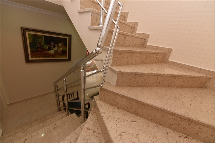 Пентхаус 3+1 на пляже Клеопатра 