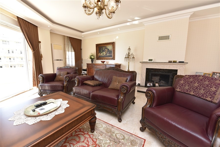 Пентхаус 3+1 на пляже Клеопатра 