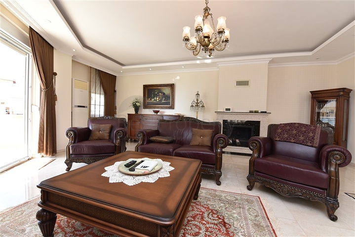 Пентхаус 3+1 на пляже Клеопатра 