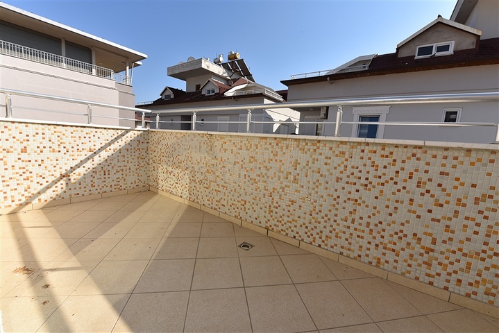 Пентхаус 3+1 на пляже Клеопатра 