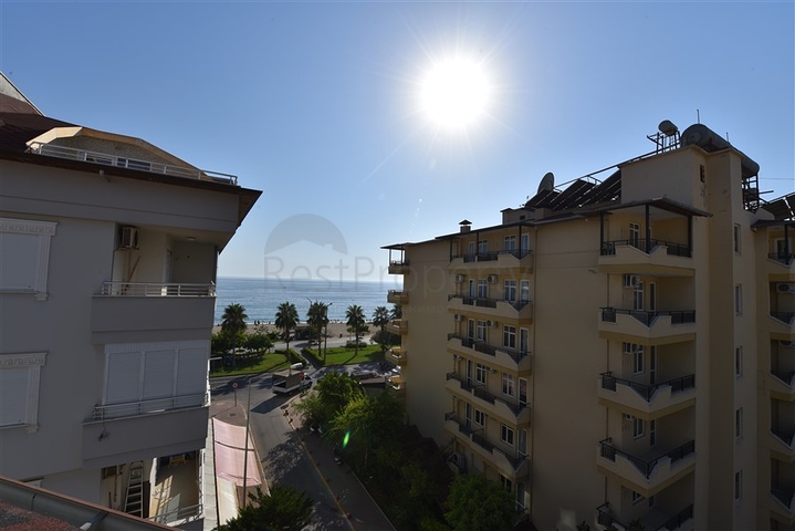 Пентхаус 3+1 на пляже Клеопатра 