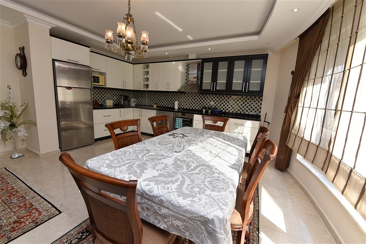 Пентхаус 3+1 на пляже Клеопатра 