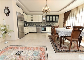 Пентхаус 3+1 на пляже Клеопатра 