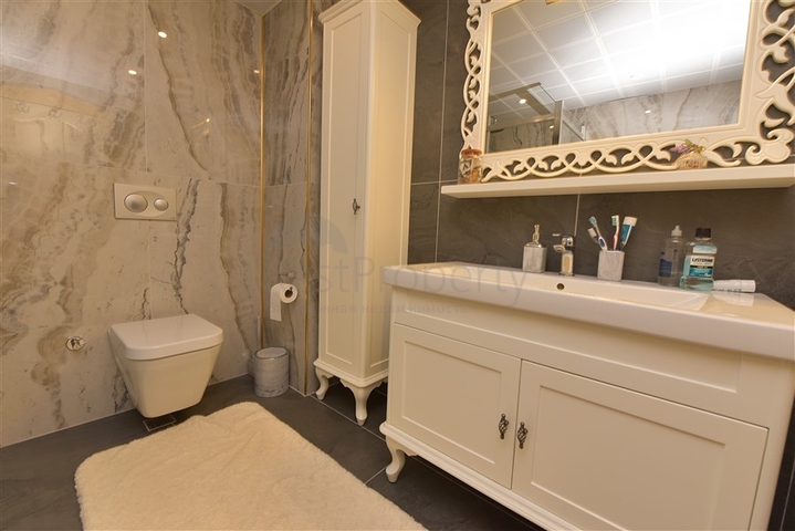 Меблированные апартаменты планировкой 3+1 в центре Алании