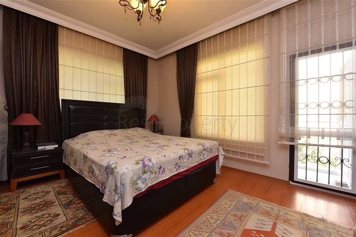 Меблированные апартаменты планировкой 3+1 в центре Алании