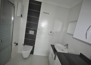 Трехкомнатная квартира в 20 метрах  от моря