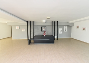 Трехкомнатная квартира в 20 метрах  от моря