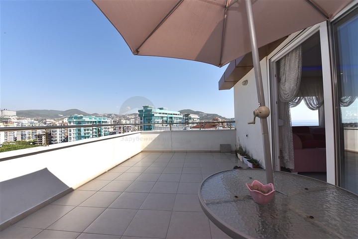 Меблированный пентхаус в Махмутларе