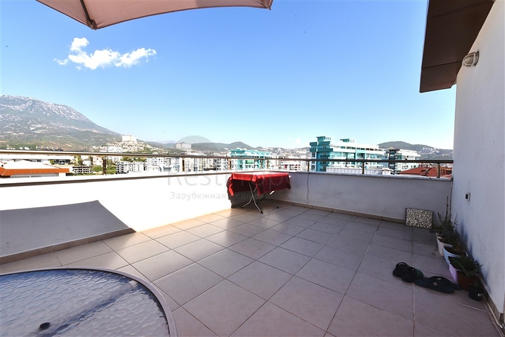 Меблированный пентхаус в Махмутларе