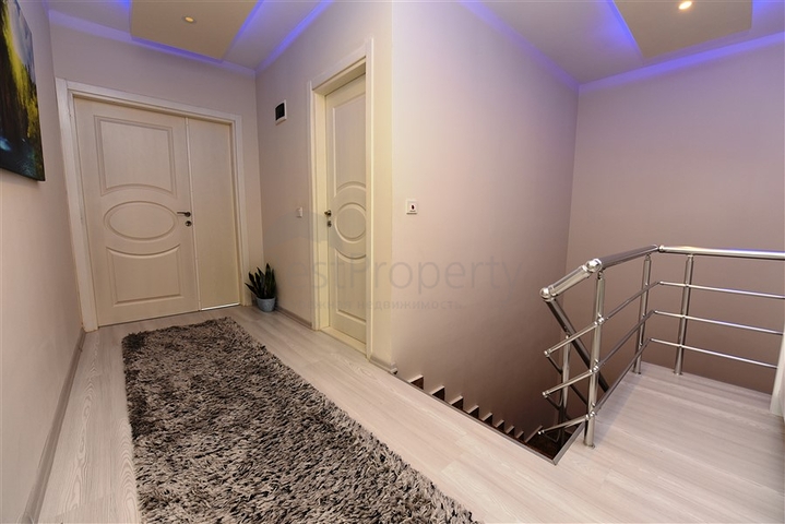 Меблированный пентхаус в Махмутларе