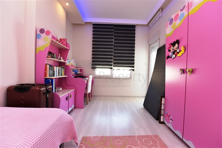 Меблированный пентхаус в Махмутларе