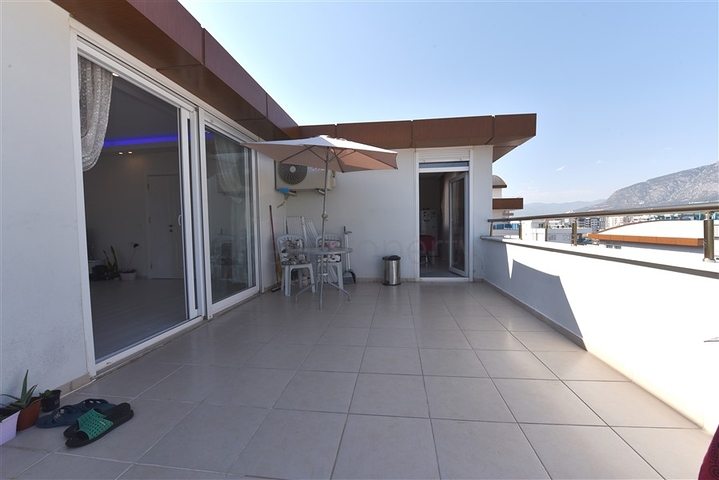 Меблированный пентхаус в Махмутларе