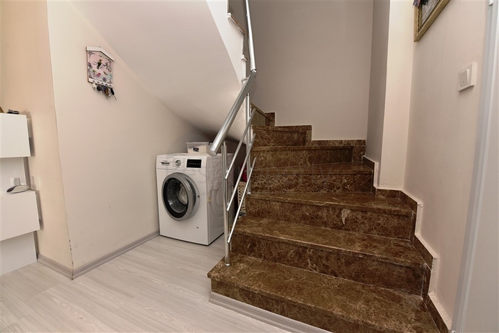 Меблированный пентхаус в Махмутларе