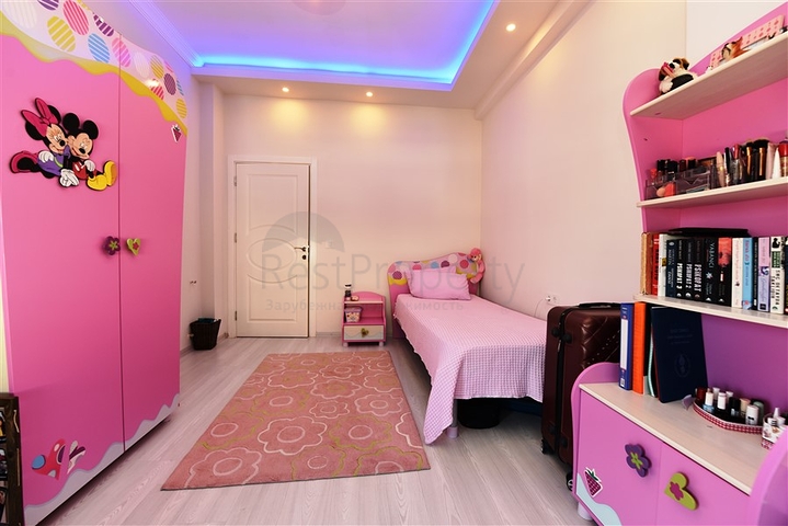 Меблированный пентхаус в Махмутларе