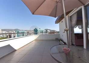 Меблированный пентхаус в Махмутларе