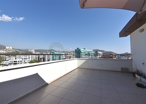 Меблированный пентхаус в Махмутларе