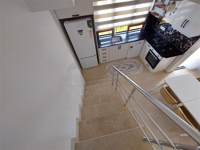 Двухэтажная квартира с мебелью в Махмутларе 