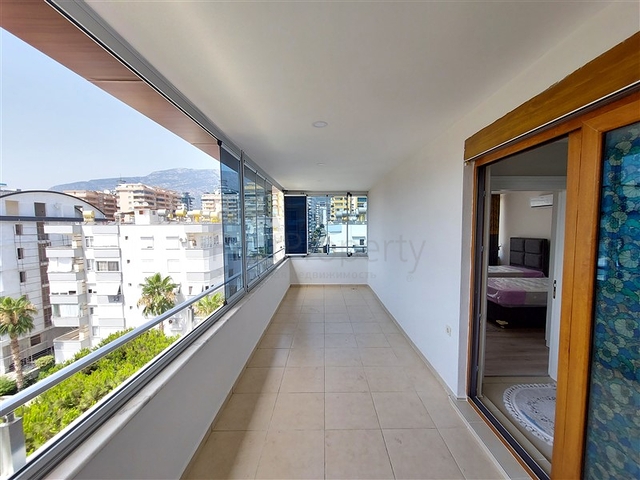 Двухэтажная квартира с мебелью в Махмутларе 