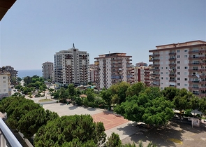 Двухэтажная квартира с мебелью в Махмутларе 