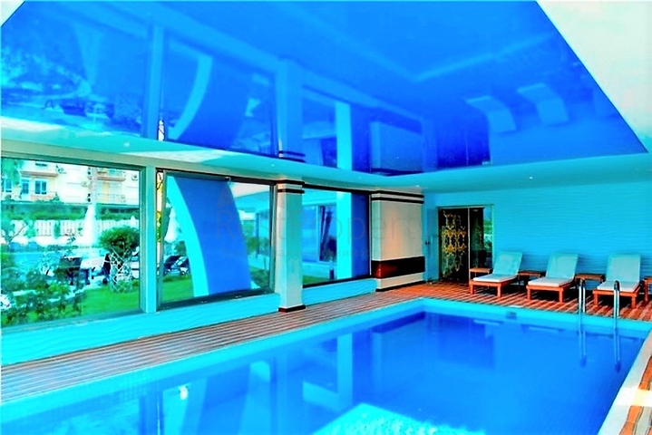 Меблированный двухуровневый пентхаус в Махмутларе