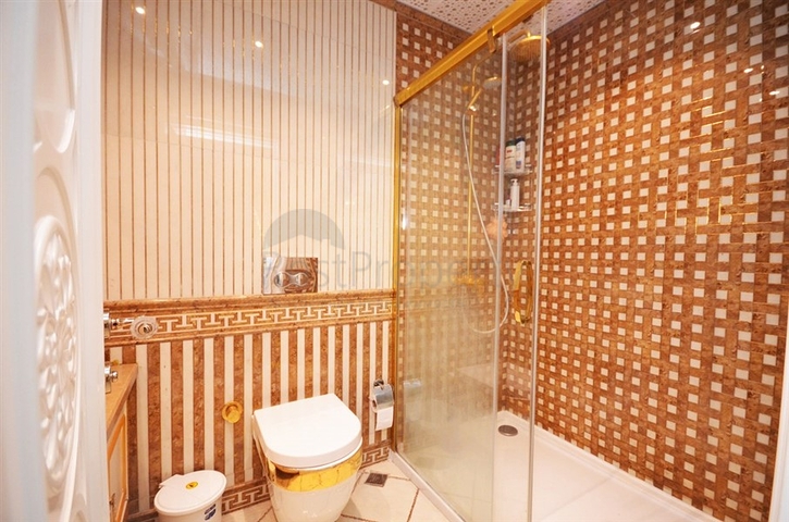 Меблированный двухуровневый пентхаус в Махмутларе