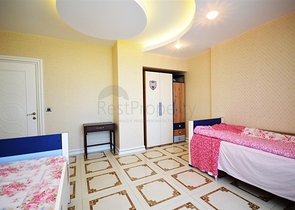 Меблированный двухуровневый пентхаус в Махмутларе