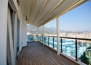 Меблированный двухуровневый пентхаус в Махмутларе