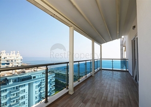 Меблированный двухуровневый пентхаус в Махмутларе