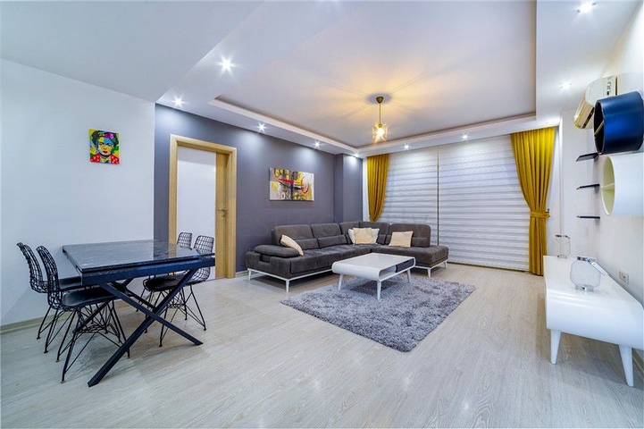 Меблированная трехкомнатная квартира в комплексе с богатой инфраструктурой