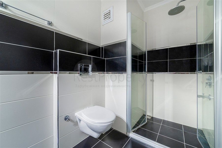 Меблированная трехкомнатная квартира в комплексе с богатой инфраструктурой