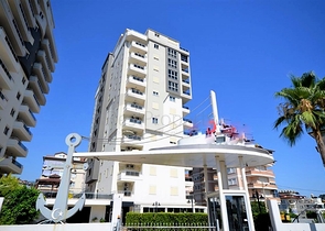 Меблированная трехкомнатная квартира в комплексе с богатой инфраструктурой