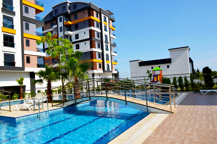 Квартира 3+1 с мебелью в районе Кепез Анталья